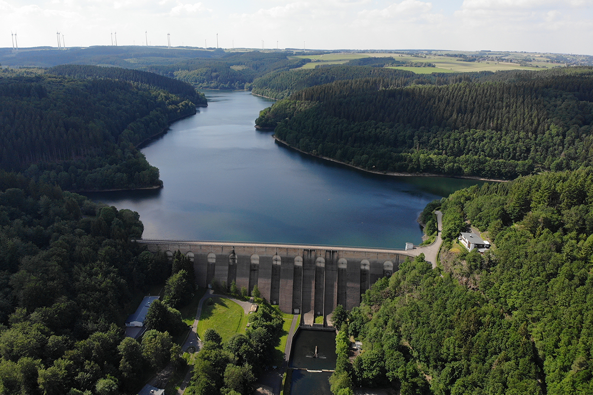 
            
  Neue Trinkwasserleitung nach Rheinland-Pfalz – HTI COLLIN &amp; SCHULTEN KG beliefert Streckenabschnitt


      